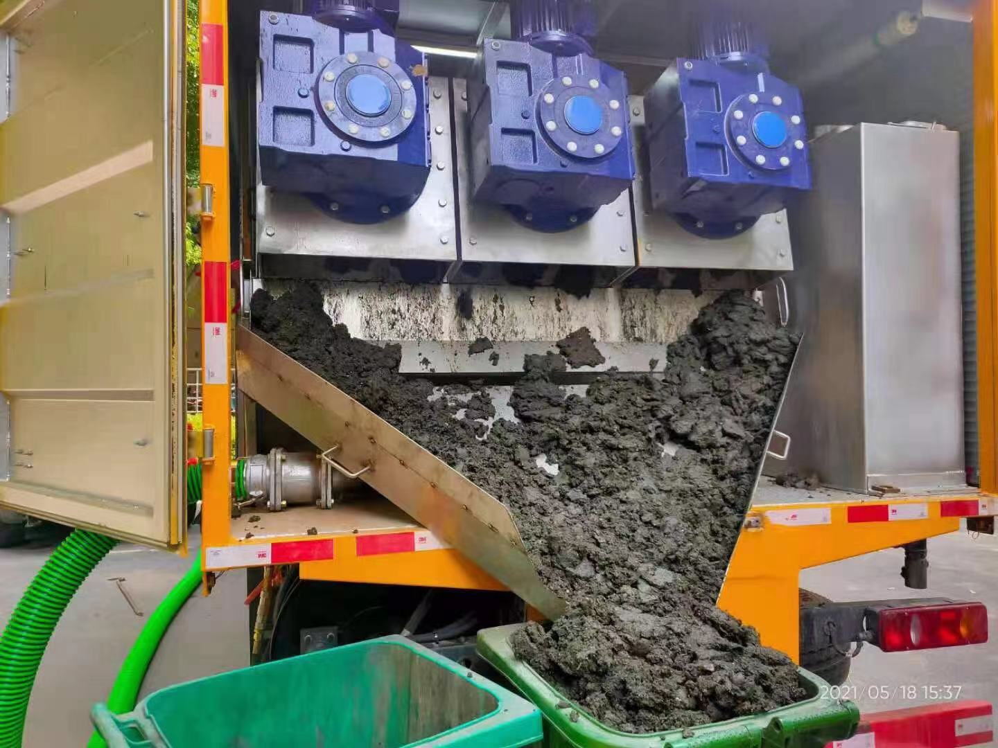 和平镇化粪池清掏城市维护站-泥浆净化干湿分离处理